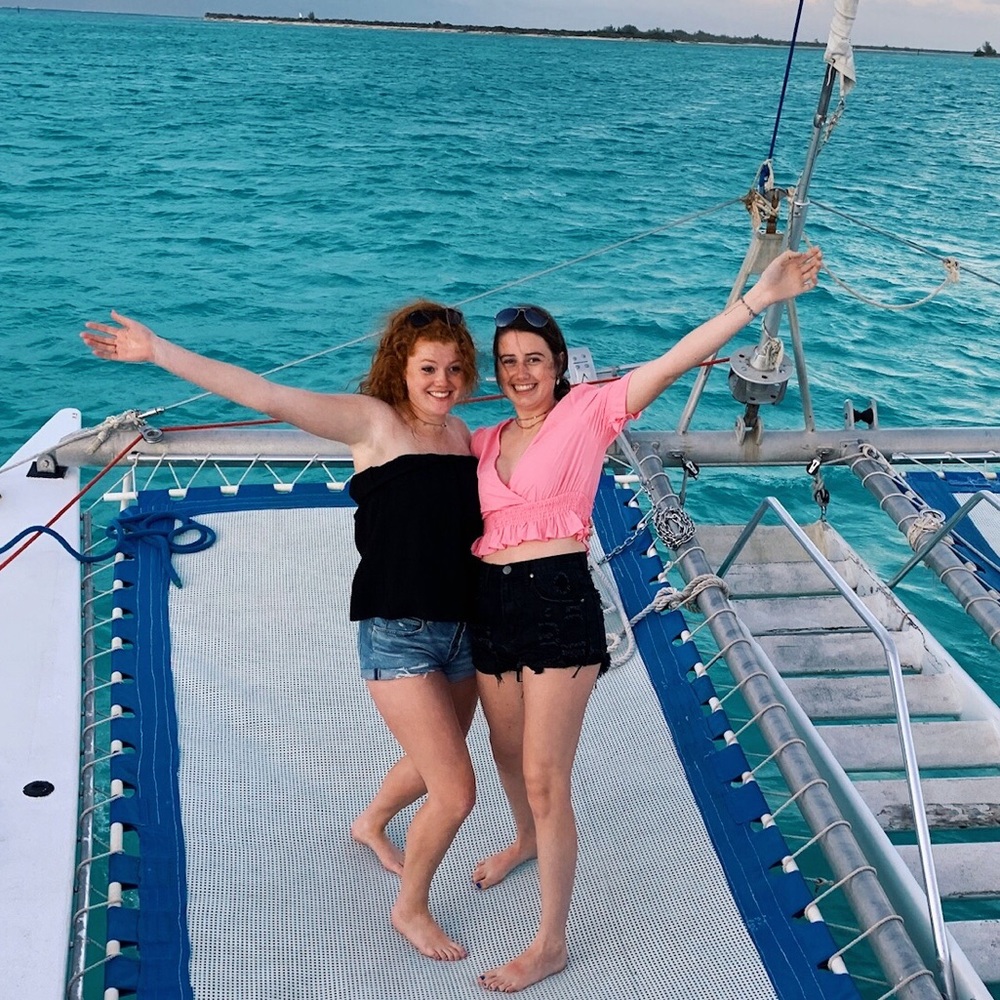 Meet your Posher, Julia